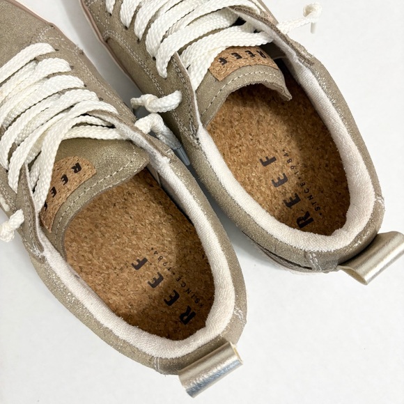 REEF Lay Day Dawn Sneakers Champagne Suede Metallic Gold, Size 9 (EU 40) - Picture 6 of 10